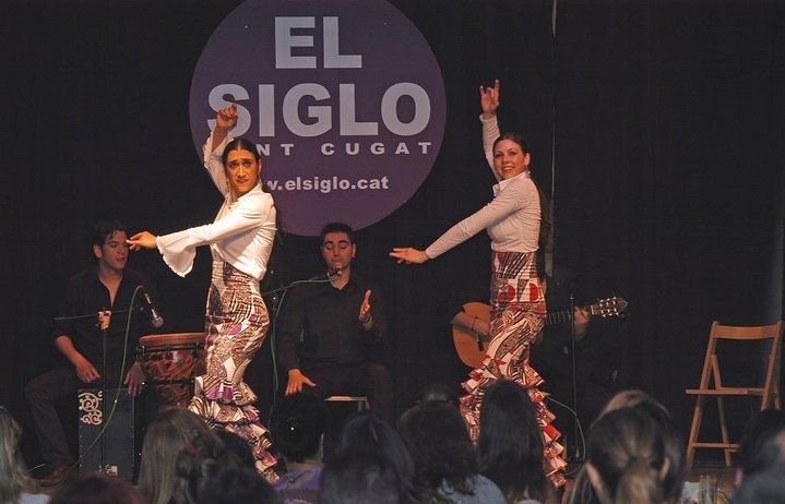 La companyia Alenday en una de les seves actuacions a El Siglo. FOTO: Cedida