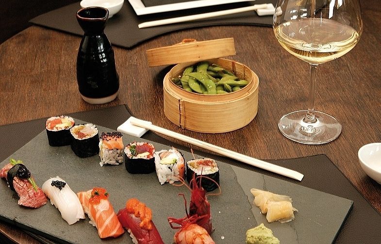 Gaudiu de les delícies de la gastronomia nipona