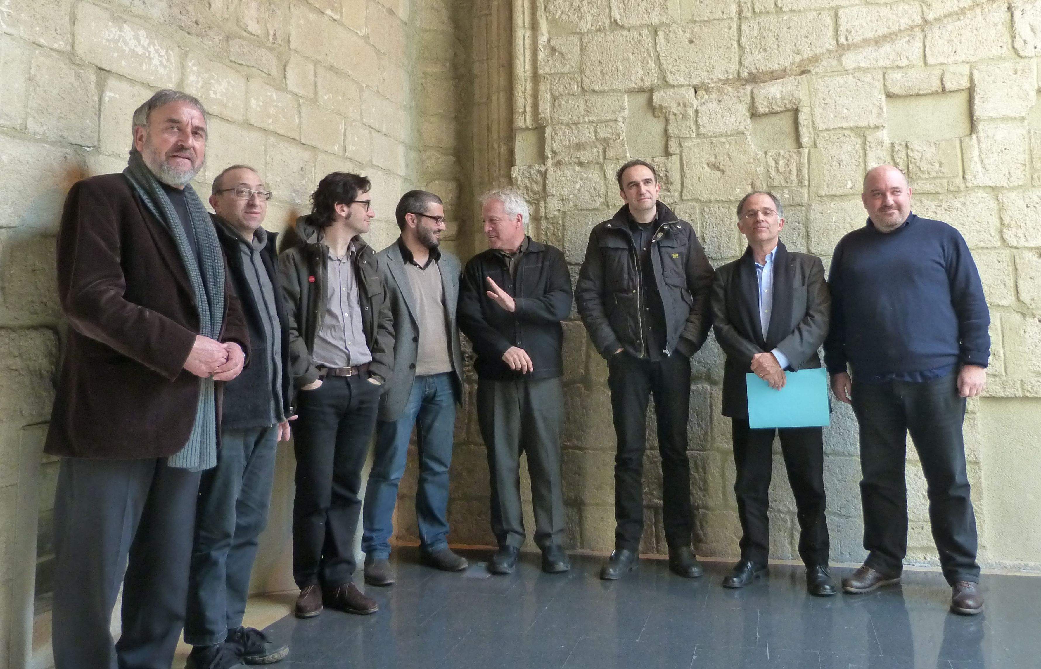 Els membres del jurat de la Biennal d'Art Contemporani acompanyats de Xavier Escura. FOTO: B. Bella