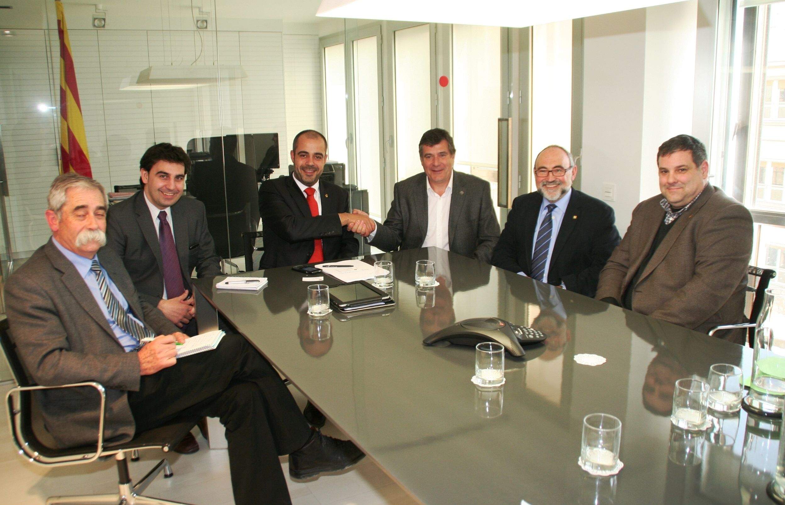 La reunió es va celebrar el passat dimarts 28 de febrer a l'Associació Catalana de Municipis. FOTO: Cedida