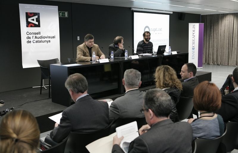 D'esquerra a dreta: Eudald Domènech, InOutTV, Josep Pont, CAC i Miquel Herrada, director Cugat.cat. FOTO: A. Ribera