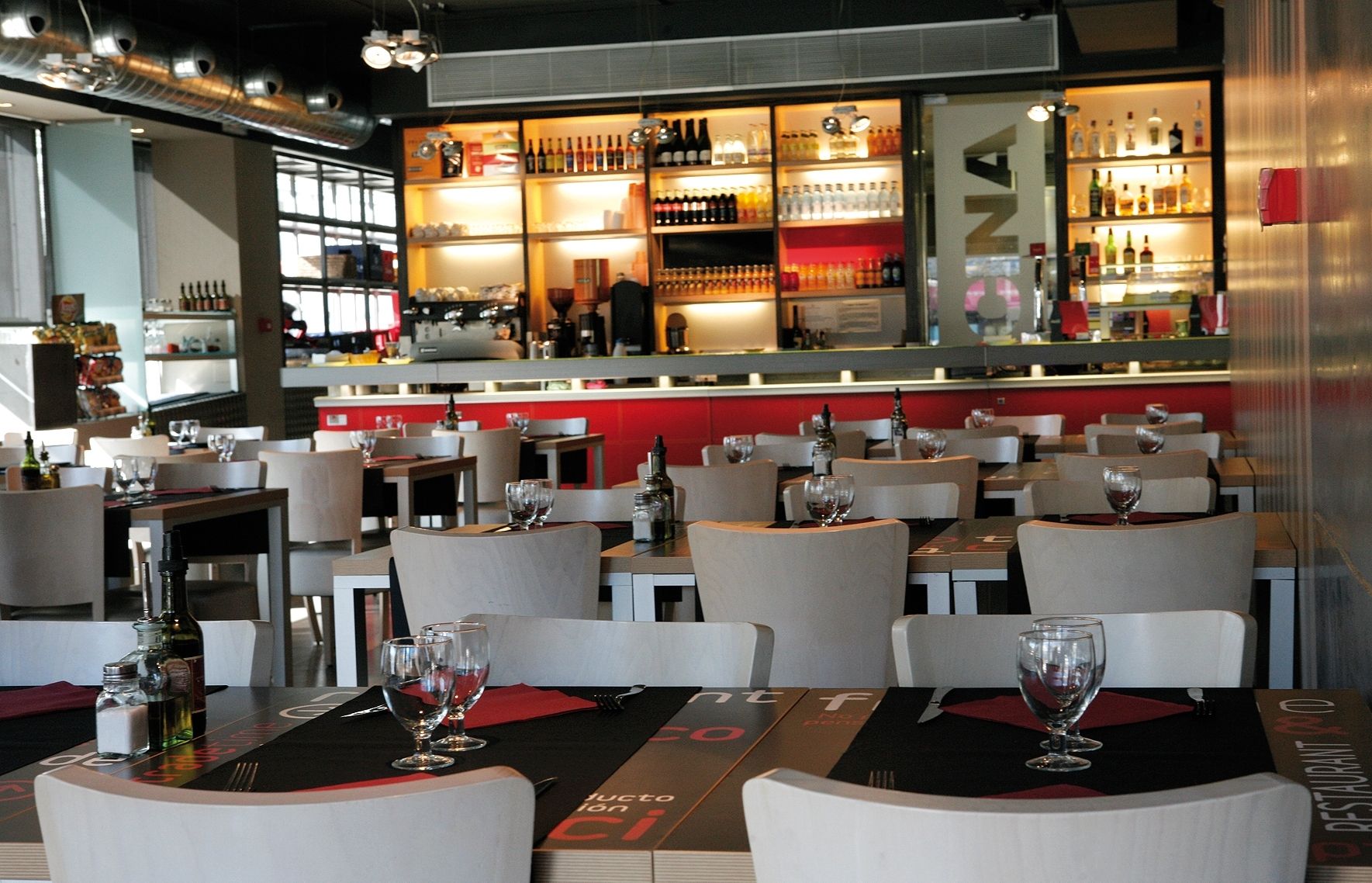 Promoció dinauguració: entre setmana et conviden a les postres per a sopar