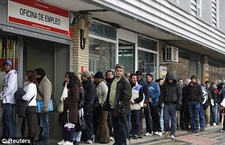 A tot l'estat hi ha més de cinc milions de persones sense feina. FOTO: Cedida