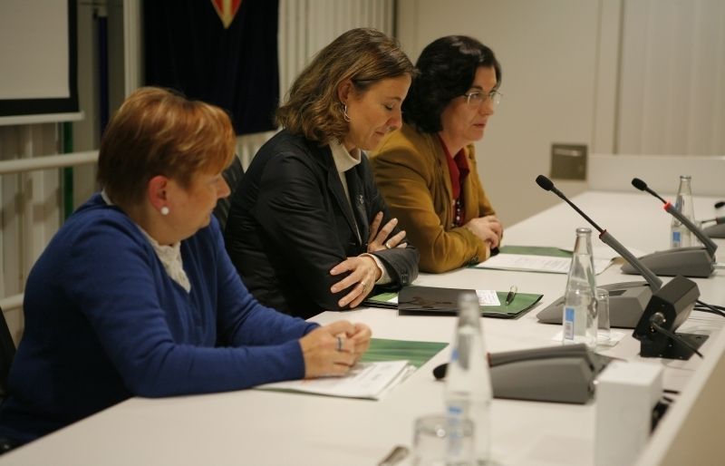 Última reunió de les tres alcaldesses. FOTO: A. Ribera