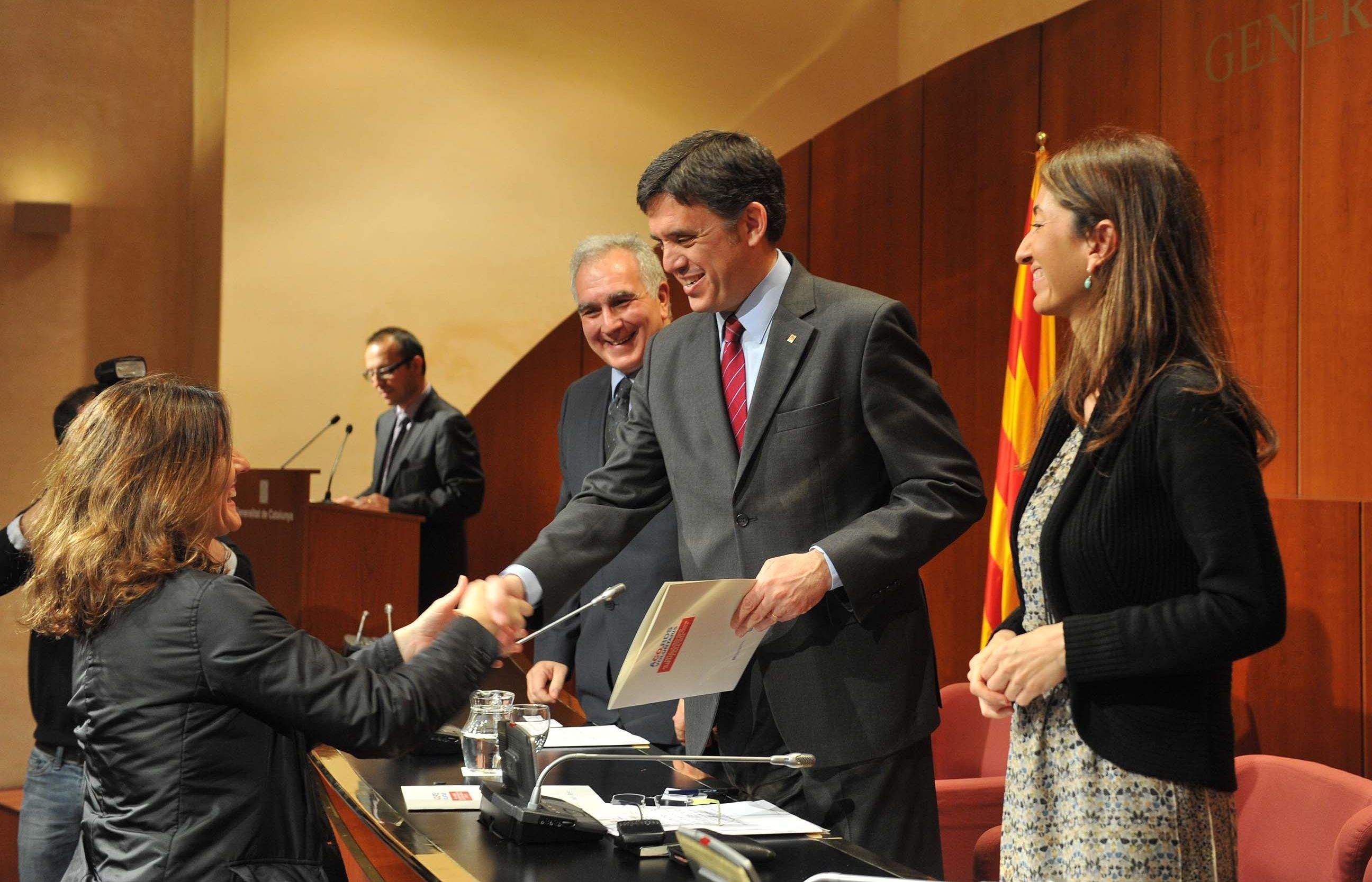 Conesa rep de Recoder el certificat FOTO: Localpress