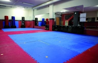 Aprèn a defensar-te i a sentir-te més segur