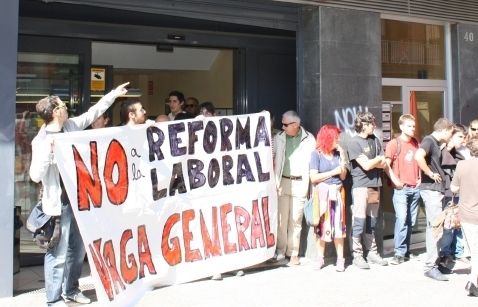 L'anterior reforma laboral també va treure gent al carrer FOTO: JR Armadàs