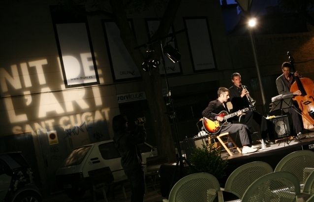La Nit de l'Art omple d'artistes i art els carrers de Sant Cugat: FOTO: E. Naval