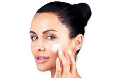 Els cosmètics asseguren resultats gairebé quirúrgics sense haver de passar pel quiròfan