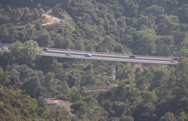 Una imatge aèria dels la carretera E-9 FOTO: Lluís Llebot