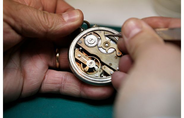  Reparació i la restauració de rellotges