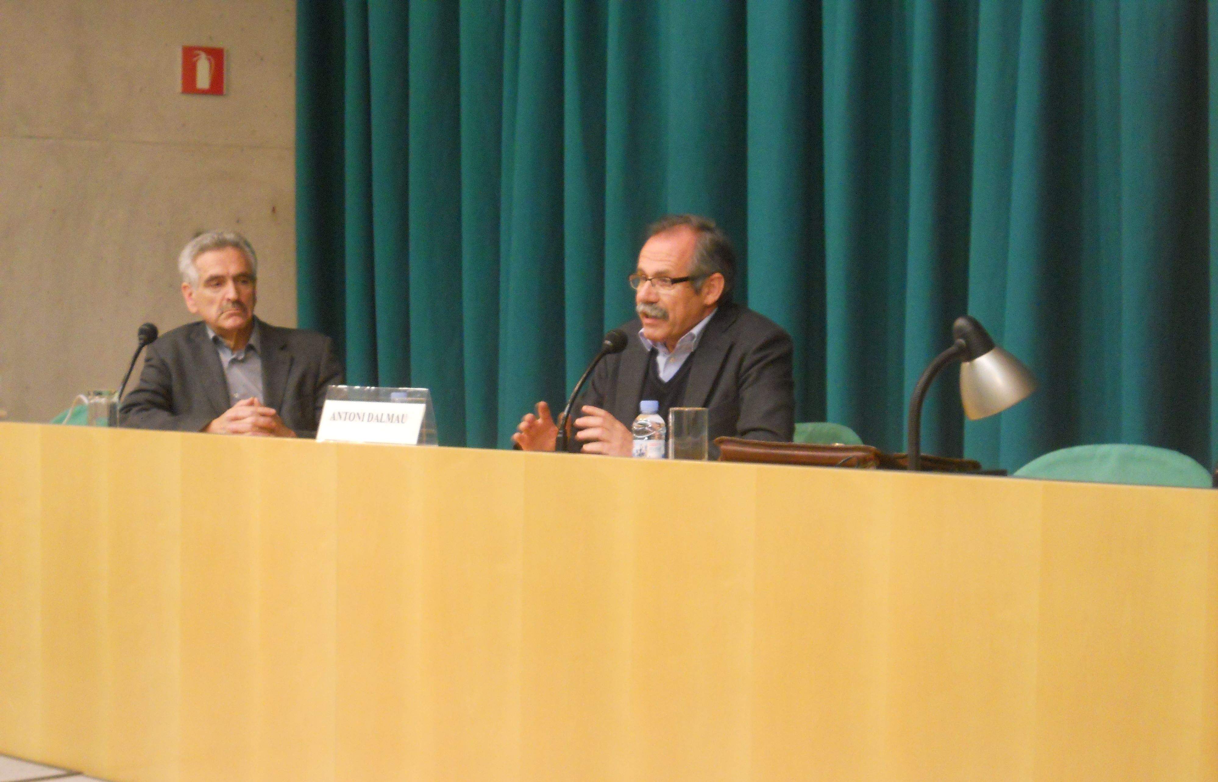  Antoni Dalmau explicant els orígens i evolució del moviment coral a Catalunya. FOTO: Alba Guerrero
