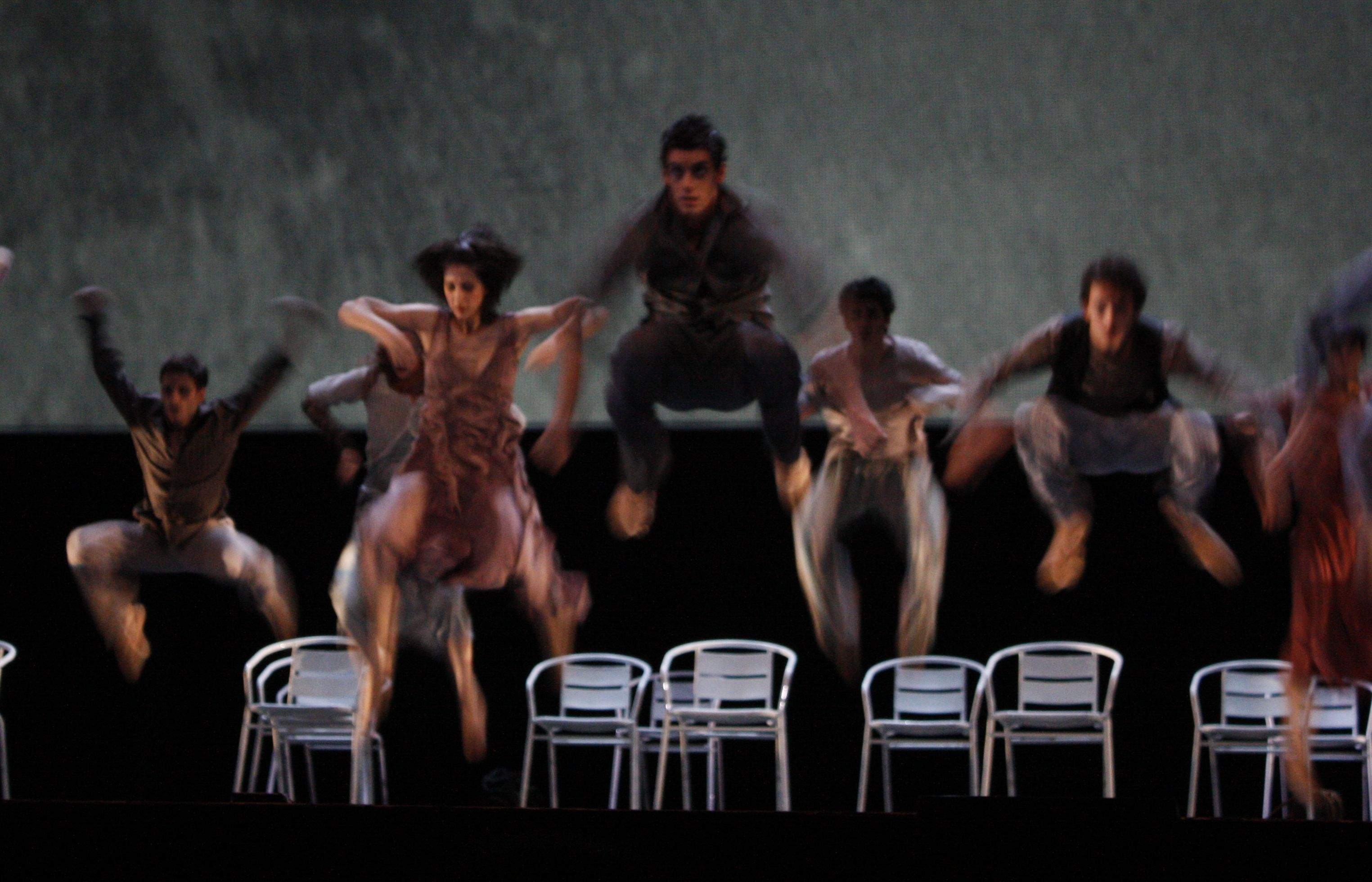 Una escena de l'espectacle Wonderland FOTO: JR Armadàs