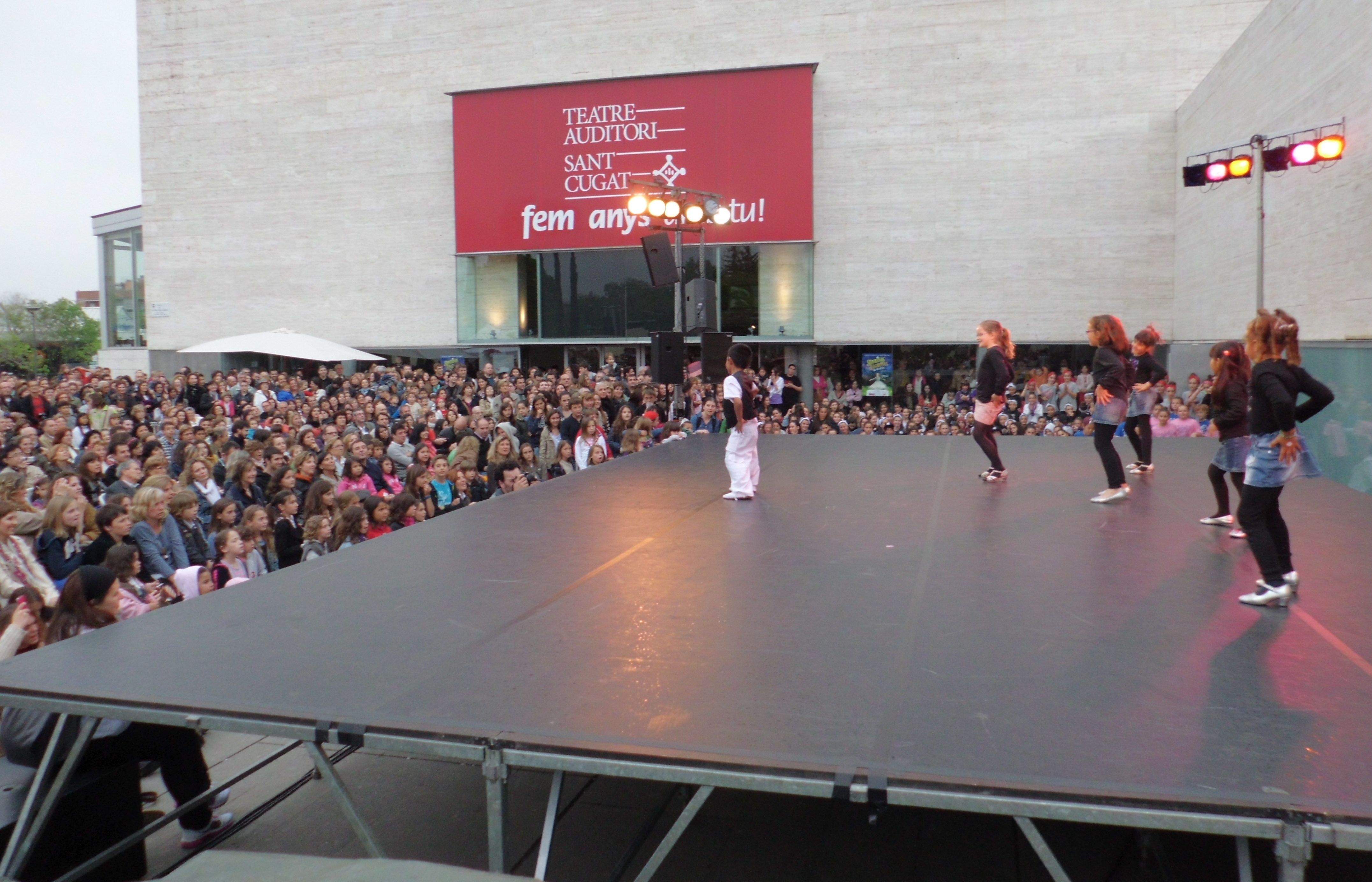 Més de 1.000 persones han assistit a la Mostra de Dansa FOTO: JR Armadàs