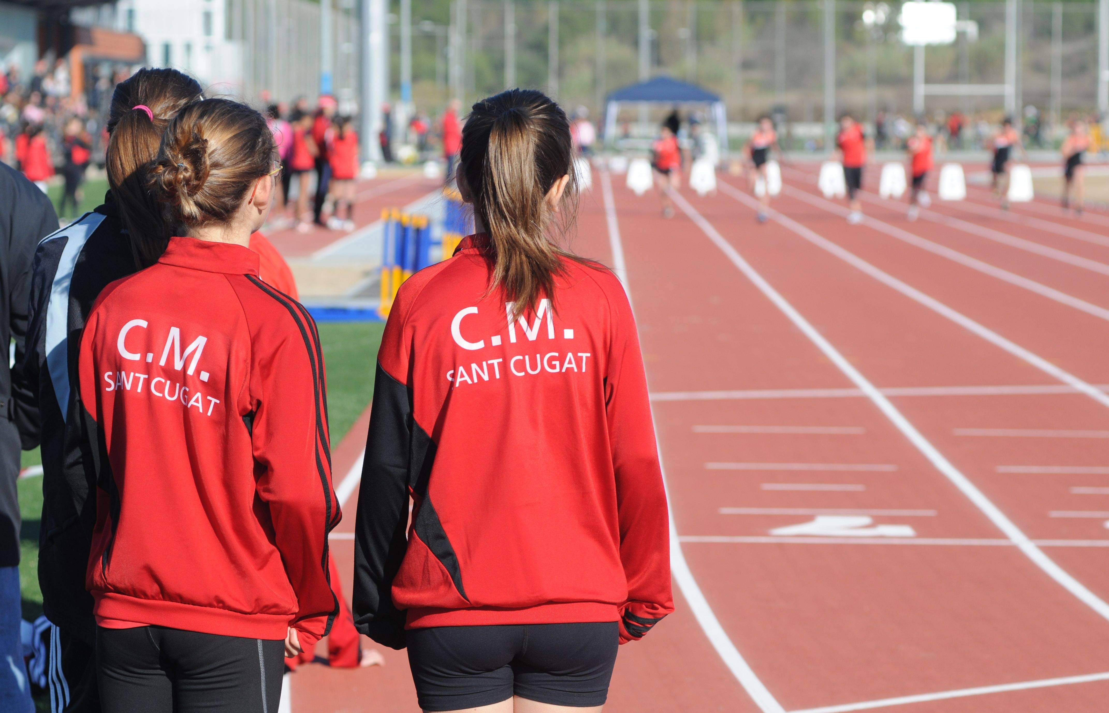 La Festa de l'Atletisme es trasllada a la pista. FOTO: D. Fernández