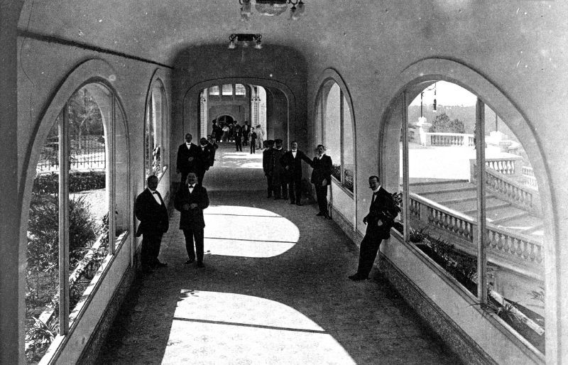 El casino, el lloc on es jugava a la ruleta i es guanyaven i es perdien quantitats importants de diners, es va clausurar el 1912