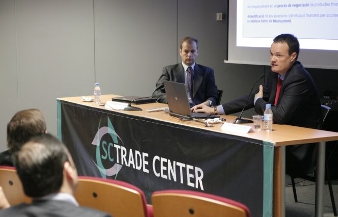 La xerrada s'ha fet al SC Trade Center FOTO: JR Armadàs