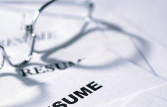 La redacció del CV pot ser el més important per començar a una feina. FOTO: Cedida