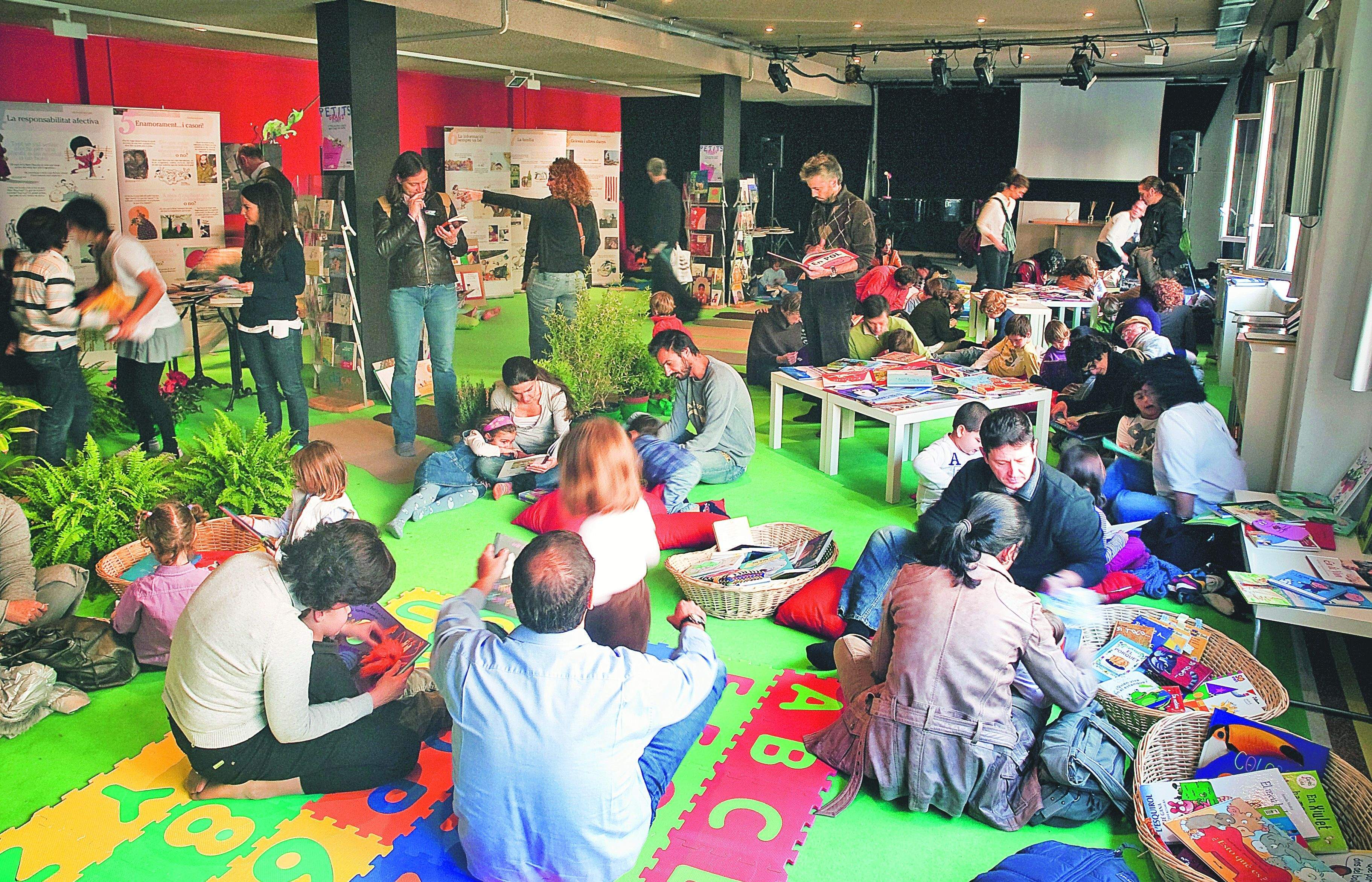 Edició anterior del Petits! Grans! Llibres!, que es va fer a la Casa de Cultura. FOTO: Artur Ribera