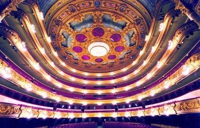 És una pena que amb la categoria dels cantants, els santcugatencs no acudissin a gaudir del bon cant