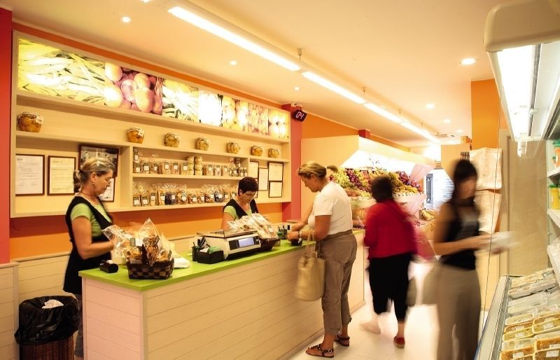 Servei a domicili.  També plats cuinats sense gluten