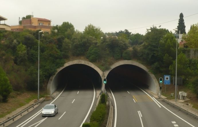 La C-16 en el seu pas per Sant Cugat 