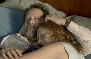 Imatge de la pel·lícula 'El gato desaparece' amb els seus protagonistes