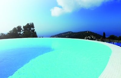 "Piscines anti-crisi de 3 per 6 metres