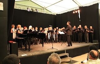 L'entitat ofereix un concert de primavera al juny, un de Nadal al desembre i en celebracions tradicionals com Sant Jordi