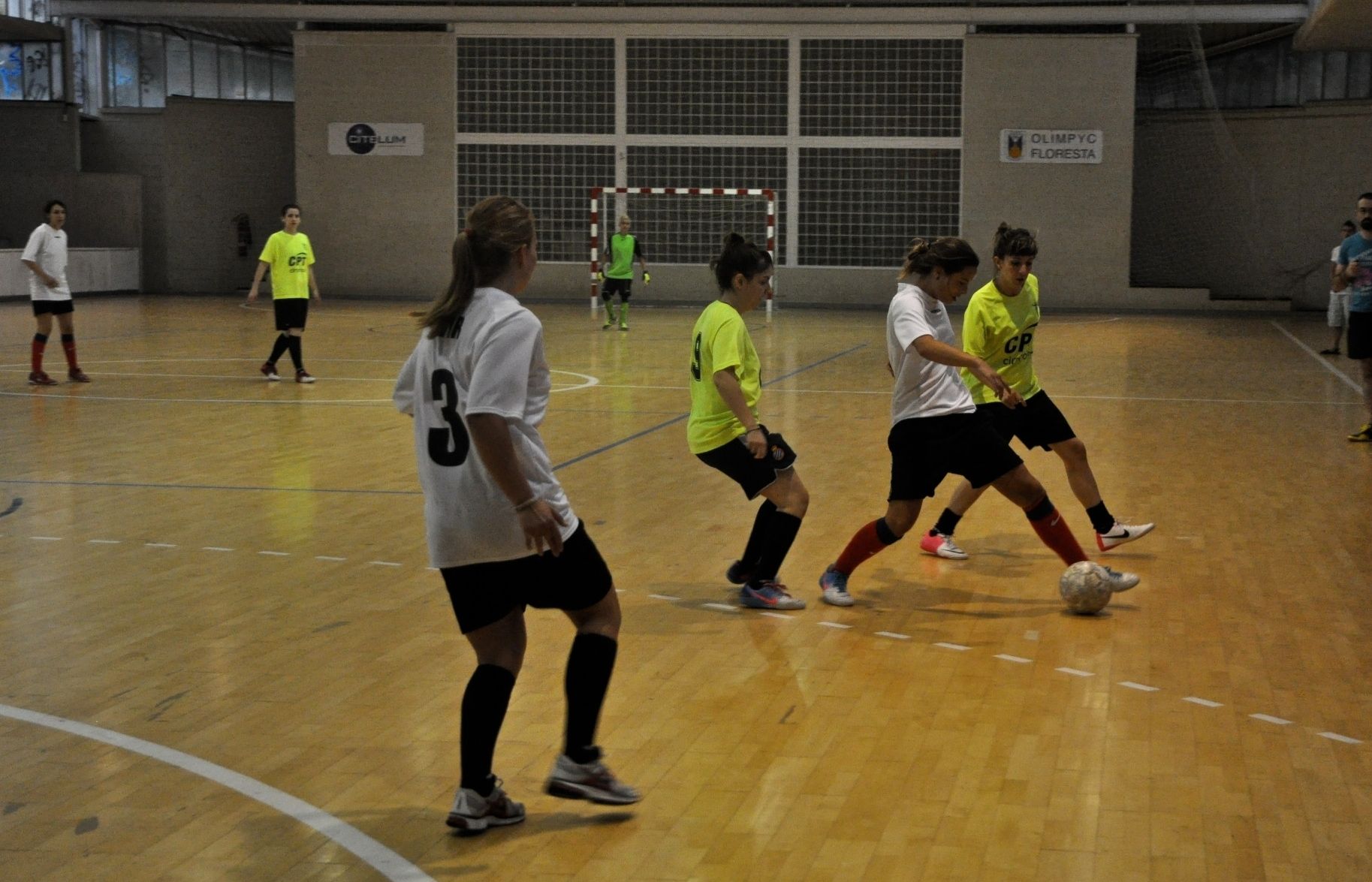 Un partit d'aquest diumenge al matí. FOTO: Pere Fernández