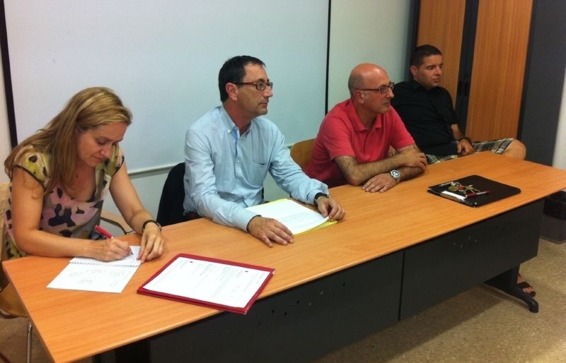 Pilar Garcia, Miquel Soler, Carles Pinto i Albert Salarich, en l'assemblea. FOTO: Àlex López Puig