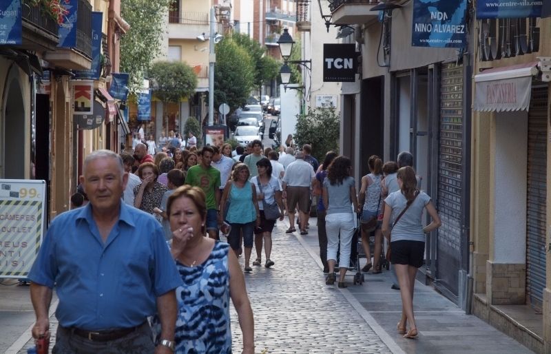 El carrer Santa Maria és dels més comercials