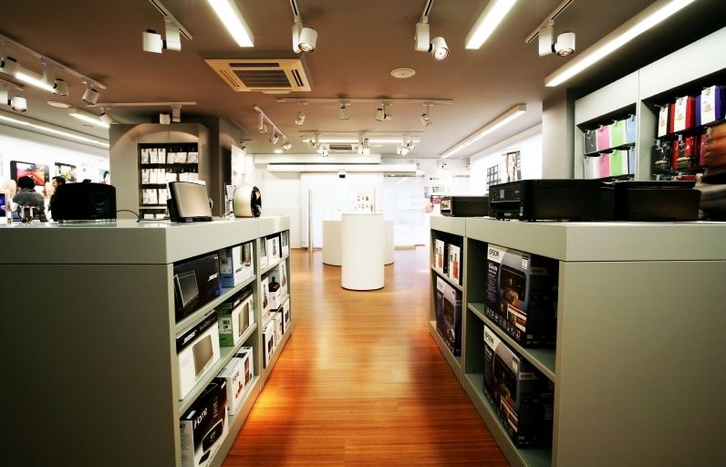 La nova botiga es trasllada a un local més gran del mateix Santiago Rusiñol. FOTO: Cedida