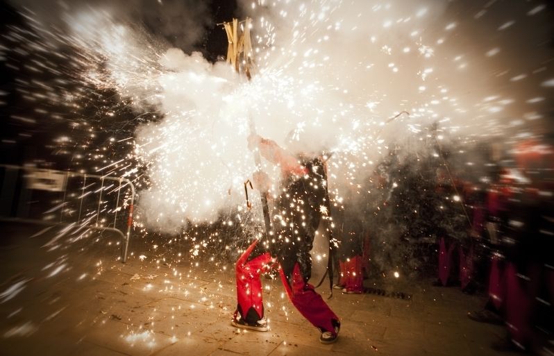 Els Diables de Sant Cugat celebren un quart de segle. FOTO: Artur Ribera 