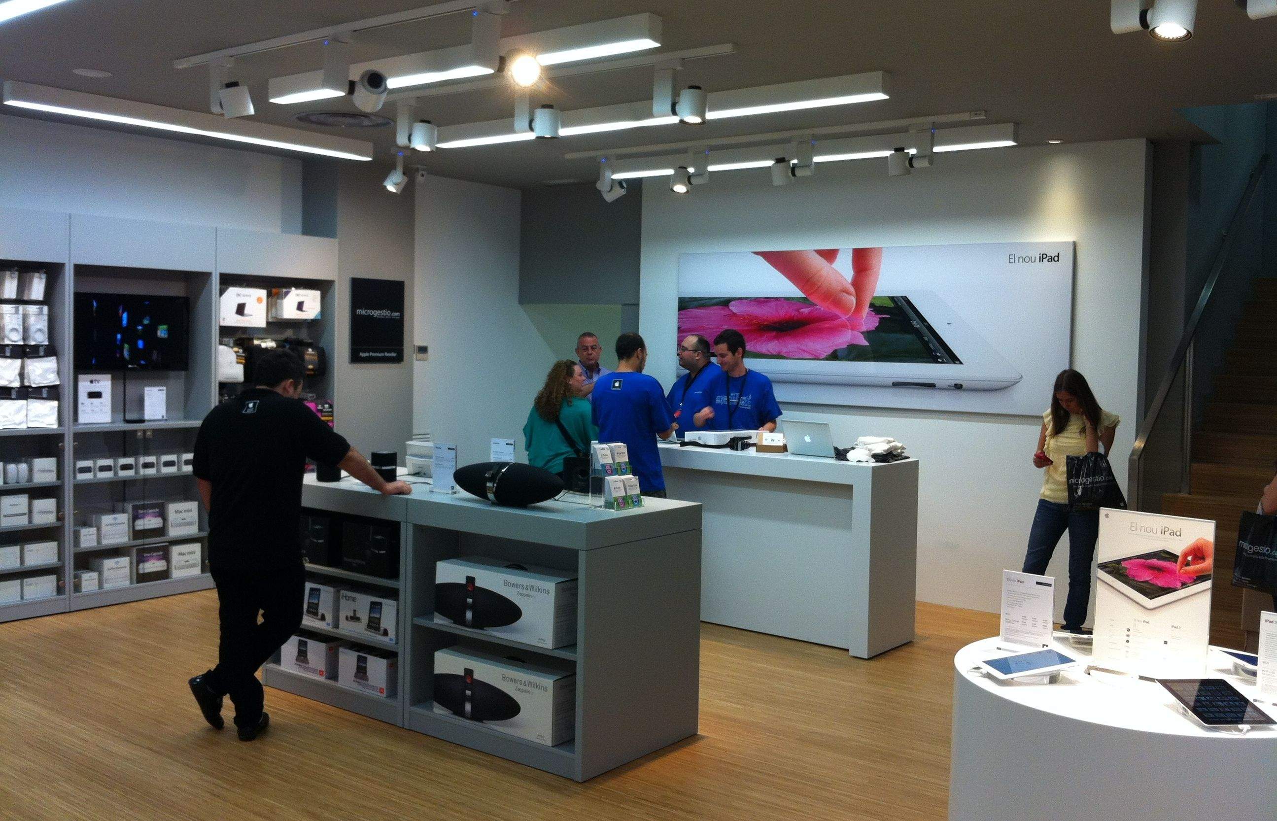 El nou local al carrer de Santiago Rusiñol FOTO: JR Armadàs