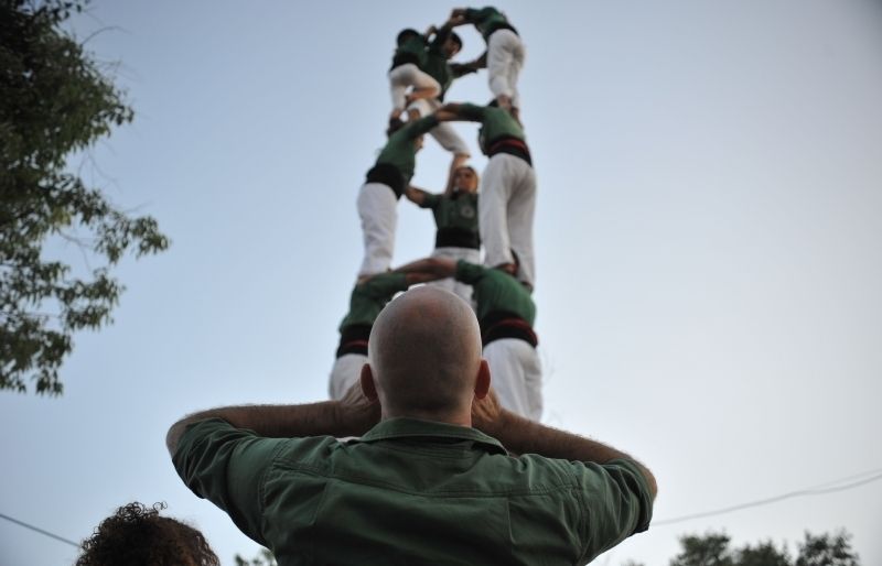L'actuació s'ha fet davant del casal mirasolenc. FOTO: Amanda Bernal