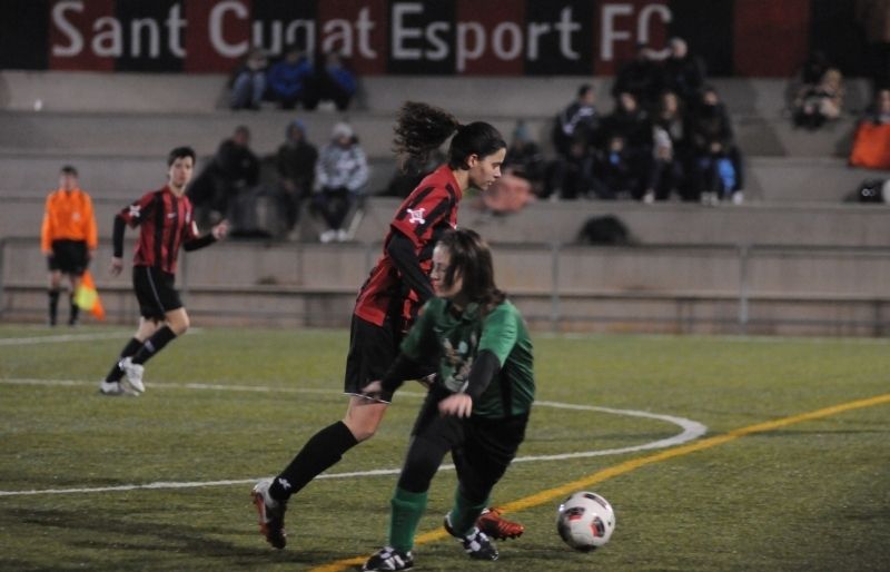 El Sant Cugat Esport FC femení en un partit de lliga d'aquesta temporada. FOTO: David Fernández