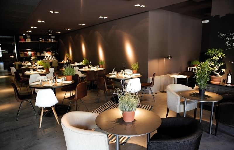 I per després de làpat, no us perdeu els gins a la carta. FOTO: Artur Ribera