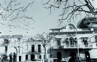 Penso que és la millor plaça de la ciutat perquè shi manté la mateixa estructura de cases que antigament