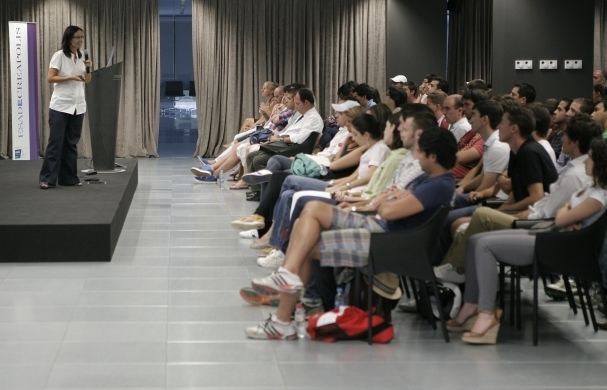 Els alumnes comencen les classes aquest dilluns 3 FOTO: Artur Ribera