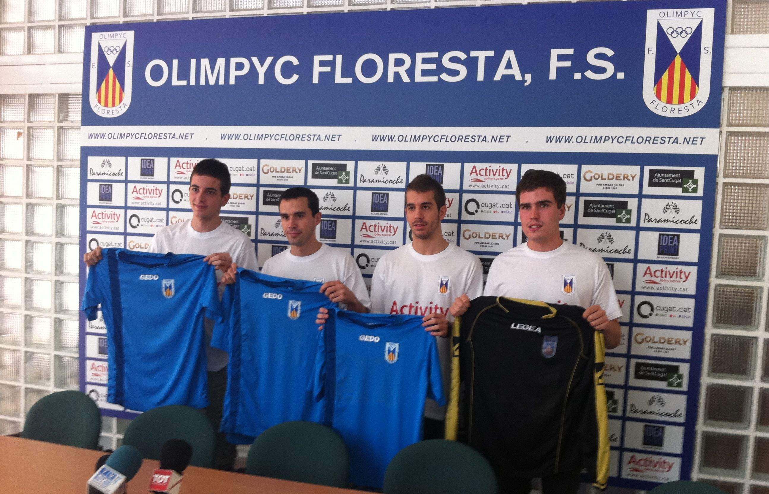 Els nous fitxatges, amb Xaloc Rion i Àngel Ruiz. FOTO: Àlex López Puig