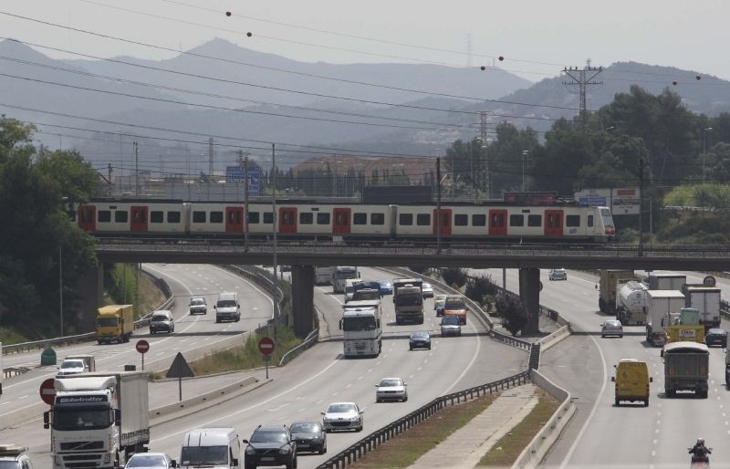 S'espera que aquest cap de setmana per les carreteres catalanes passin mig milió de vehicles. FOTO: LLuís Llebot