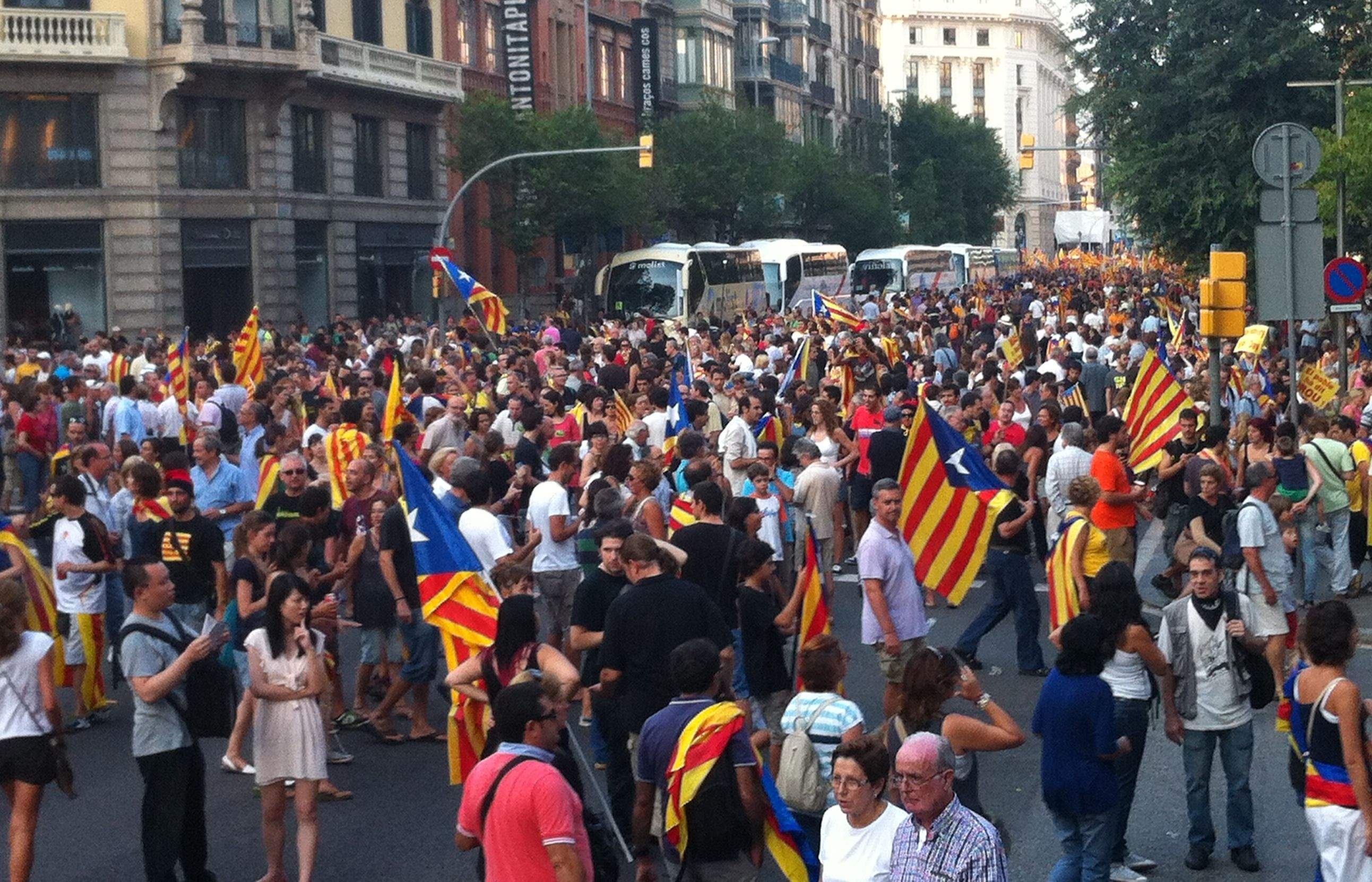 Fins i tot els carrers adjacent al passeig de Gràcia estaven col·lapsats FOTO: JR Armadàs