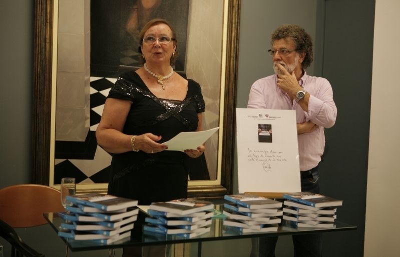 M.Teresa Graells presenta el seu llibre a l'Esapai Lluís Ribas. FOTO: Artur Ribera