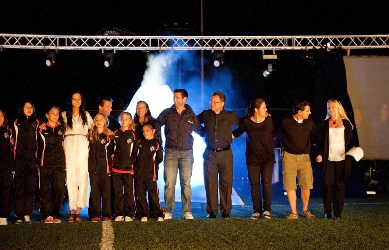 Alguns dels membres de la junta directiva del Sant Cugat Esport FC que han fet possible la presentació. FOTO: Amanda Bernal