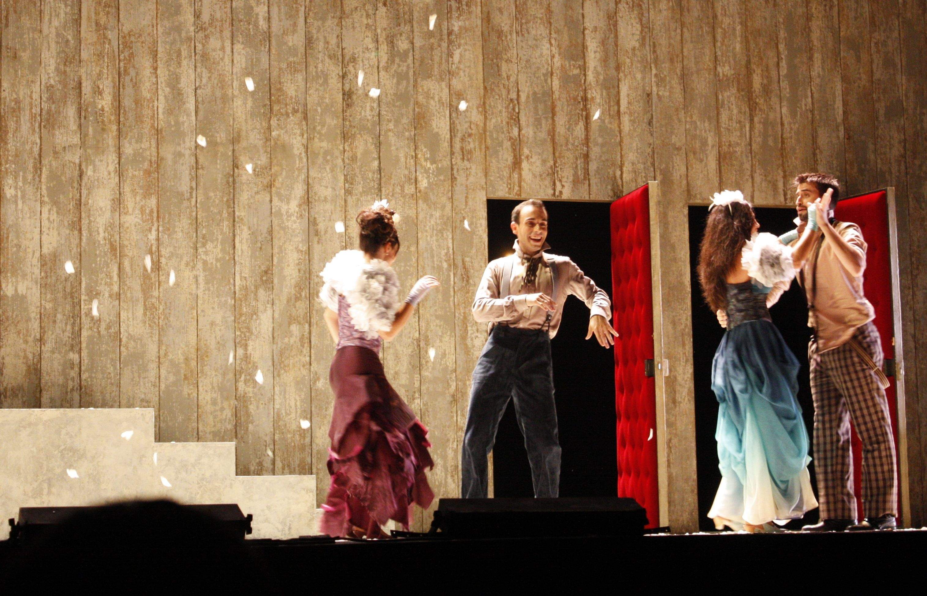 L'amor i la infidelitat són els protagonistes de l'obra FOTO: JR Armadàs