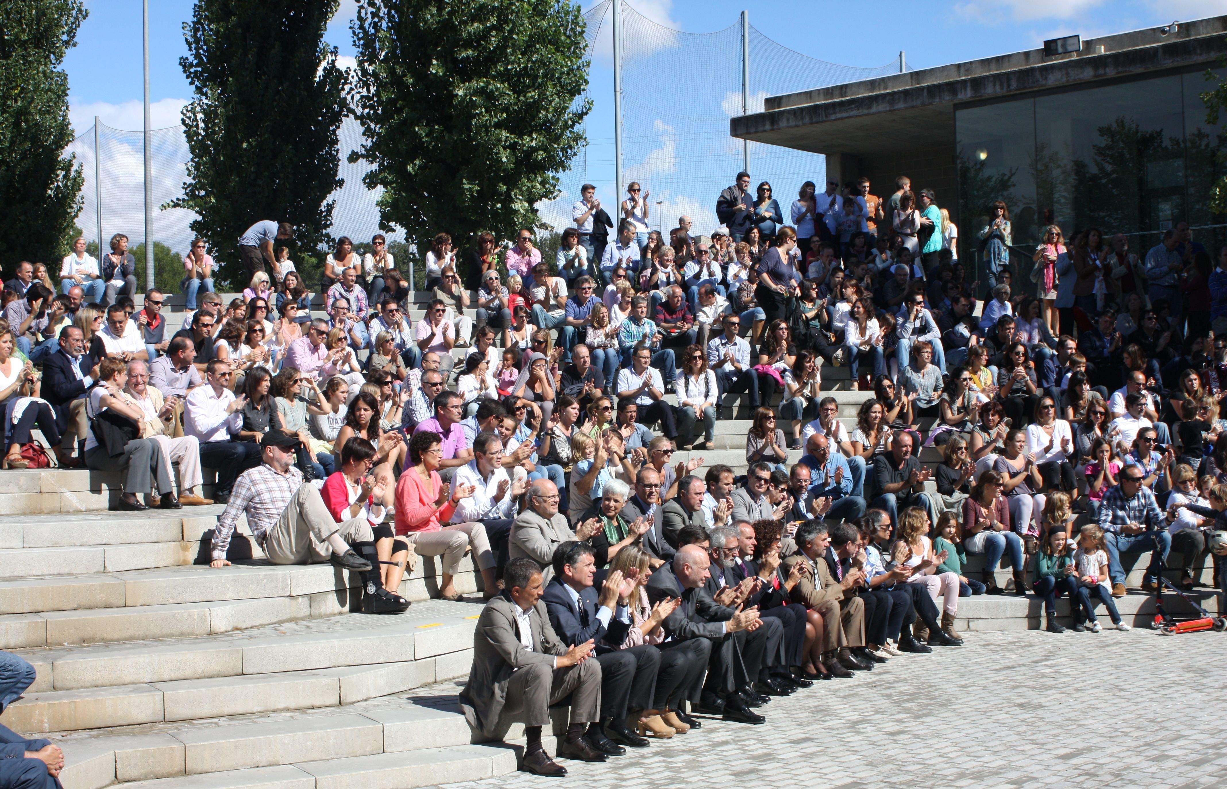 L'amfiteatre és el nou centre neuràlgic de l'escola FOTO: JR Armadàs