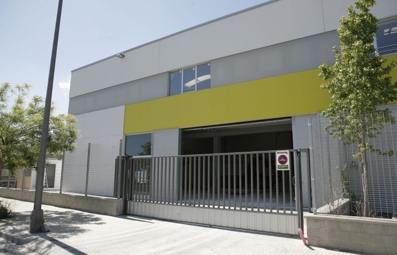 La discoteca Teatre es troba en una nau municipal a Can Solà. FOTO: Artur Ribera