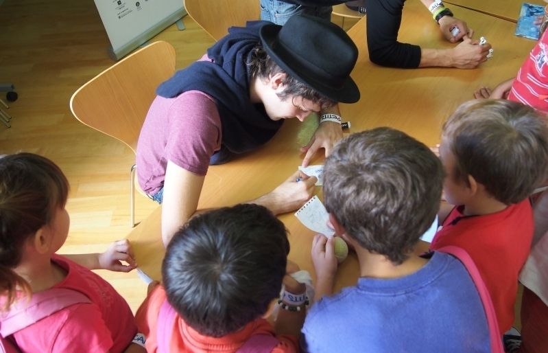 Els Terapia de shock i altres grups han dedicat molt temps als seus fans. FOTO: C.Caballé