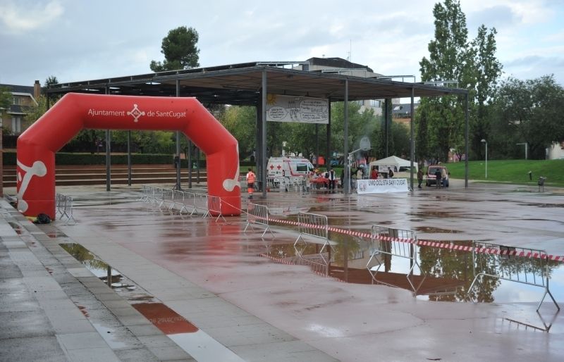 Tot i la pluja inicial, la Transcollserola es va celebrar. FOTO: Amanda Bernal
